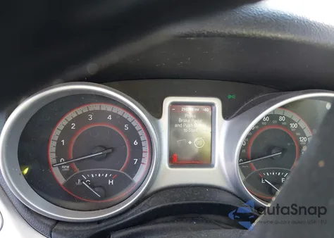 2016 Dodge Journey R/T z USA, uszkodzony, nr VIN 3C4PDDFG0GT217138